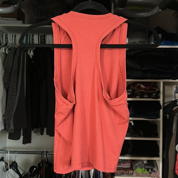 Born Primitive crop top - Picture 2 of 3